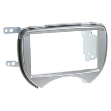 2-DIN radioramme Nissan Micra (K13) 2011 - 2013 sølv