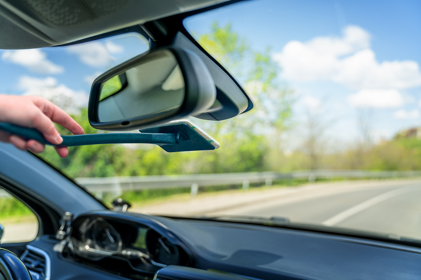 Korrekt brug af vinduesrenser til bilens forrude