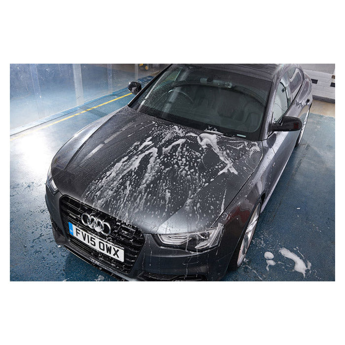 Autoglym Carshampoo No.14 bilshampoo uden voks 5L, skummende på mørkegrå bil