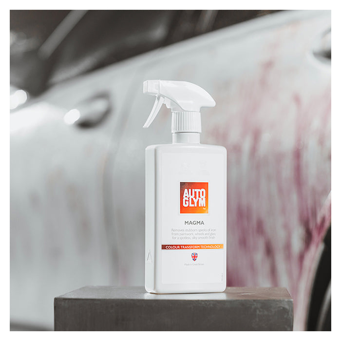 Autoglym Magma Flyverustfjerner sprayflaske med farveskift på bil med rustpletter