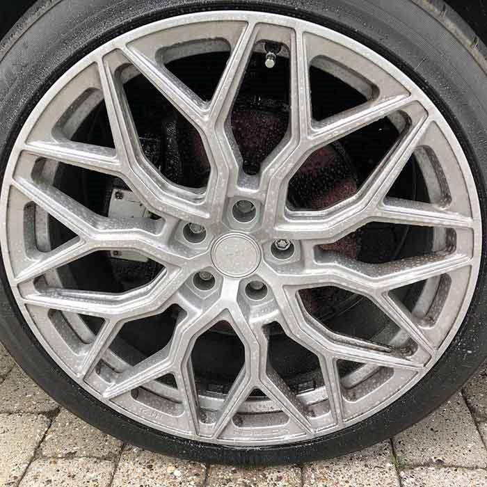 Tuga Alu-Devil Speciel fælgrens på fælg med farveskiftende effekt