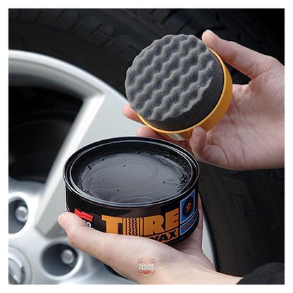 Soft99 Tire Black Wax med applikator på dåse klar til brug for dækfornyer