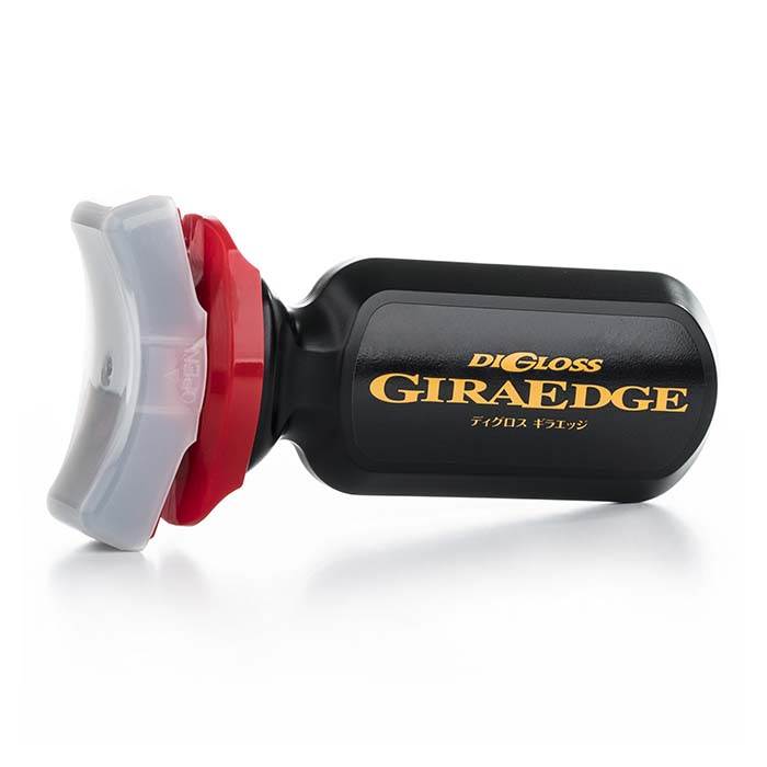 Soft99 Digloss GiraEdge 70ml flaske med integreret applikator til dækglans