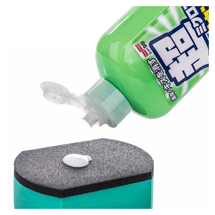 Soft99 Micro Liquid Compound set, væske på polerapplikator